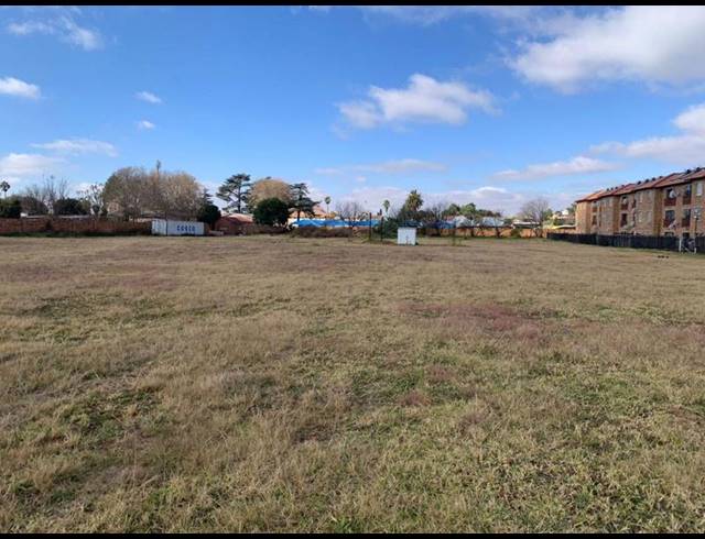 FARM FOR SALE IN RAVENSWOOD